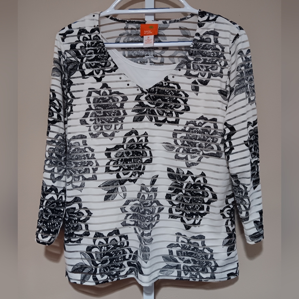 Hearts of Palm Women's (Size M) White/Black Long Sleeve Floral Blouse